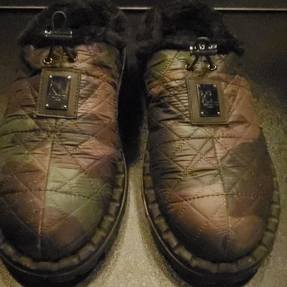 Karl Lagerfeld Camo Faux Fur Slippers     Size 13